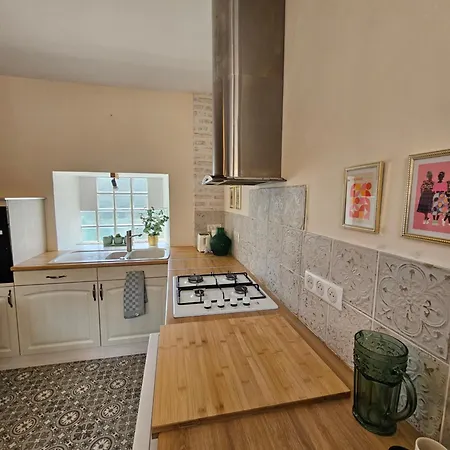 Holiday home Maison Au Calme, Centre